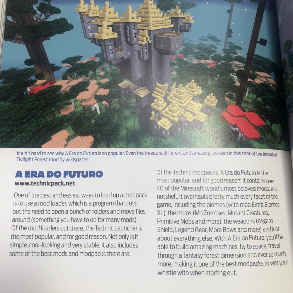 Book - Big Book of Building Everything Minecraft - Picture 8 of 8